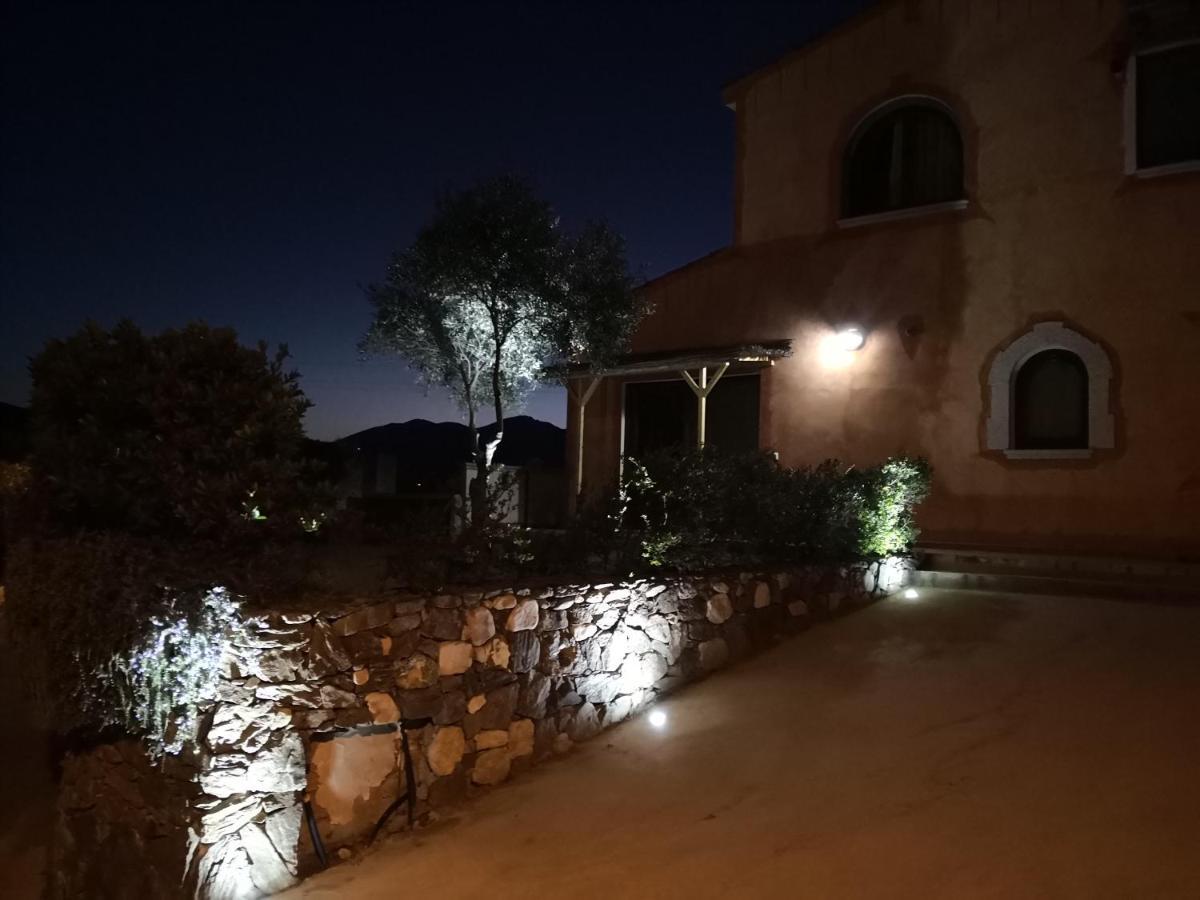 A Lu Ponti Bed & Breakfast Budoni Exterior photo